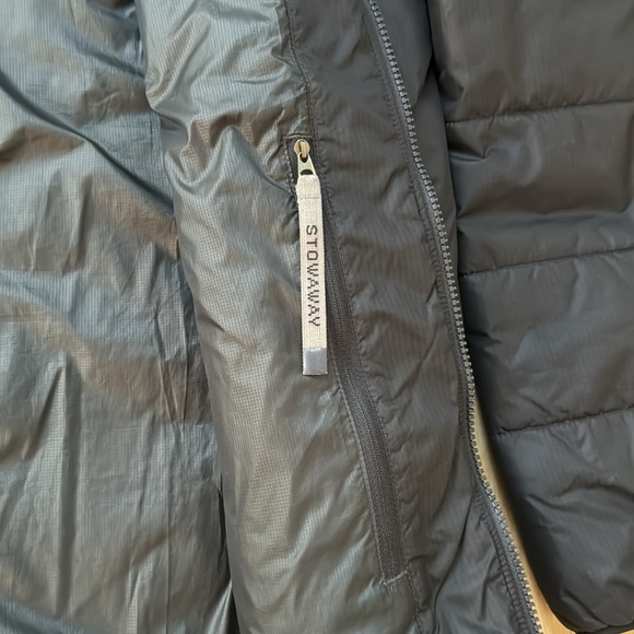 L.L. Bean primaloft insulated hooded jacket - Picture 7 of 13